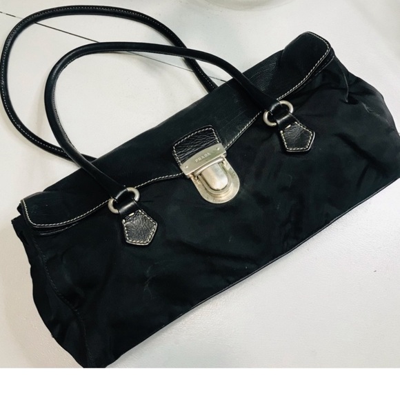 ✨PRADA Vitello Daino Nylon & Leather Bag - Picture 3 of 11